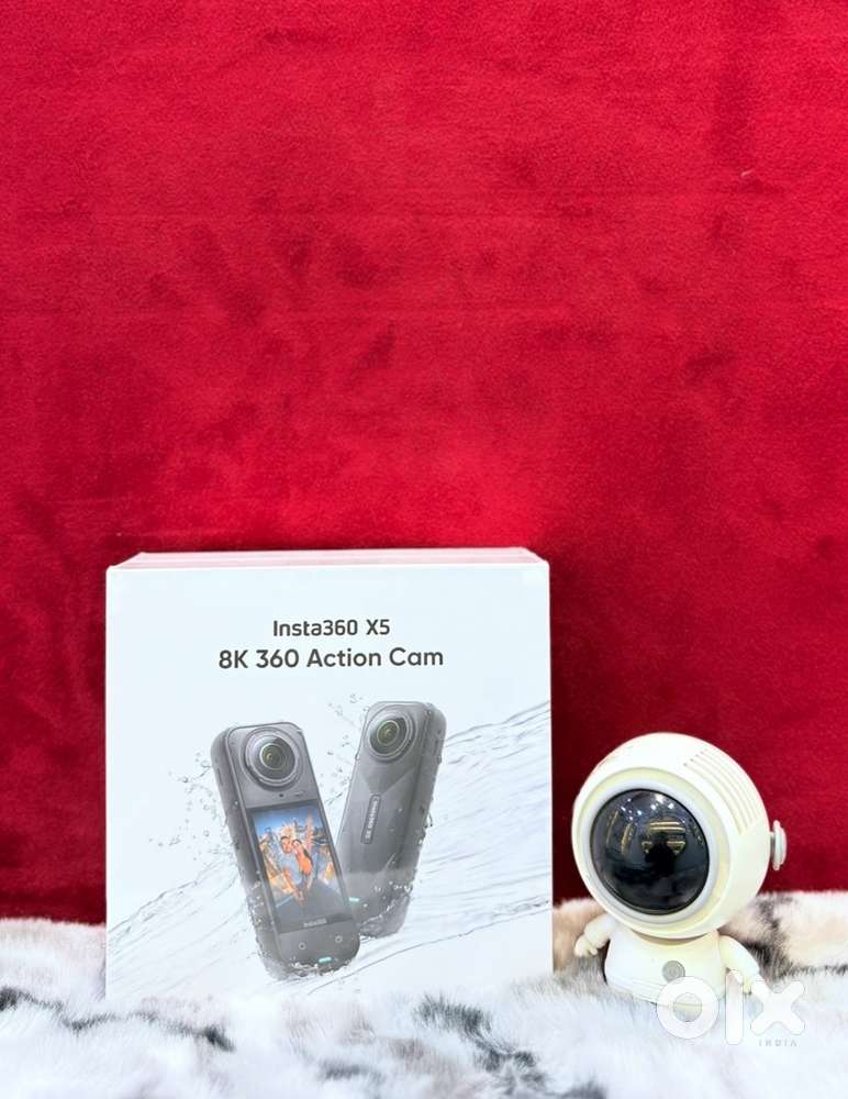 INSTA 360 X5 ACTION CAM SEALED WITH STORE BILL AND BRAND WARRANTY