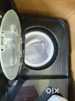 Hair semi automatic washing machine.