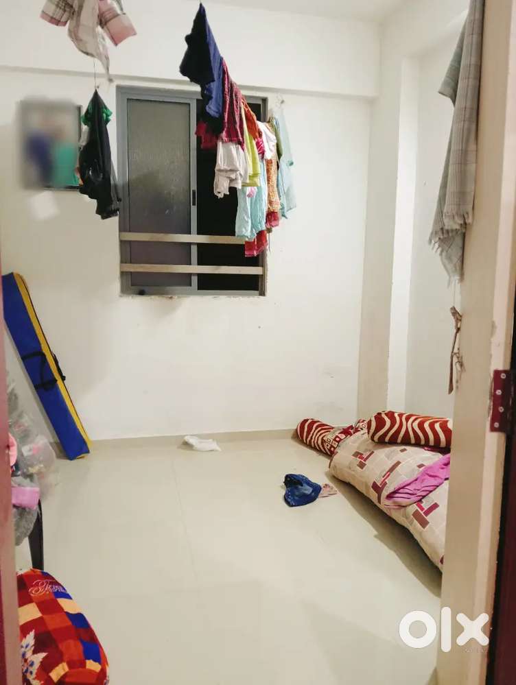 1bhk unfurnished flat available for Rent