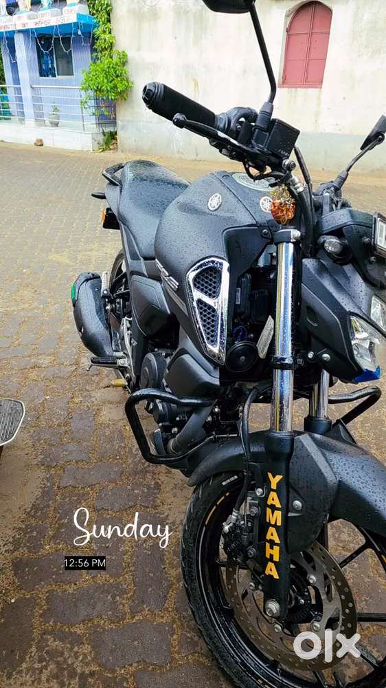 Yamaha FZS V3