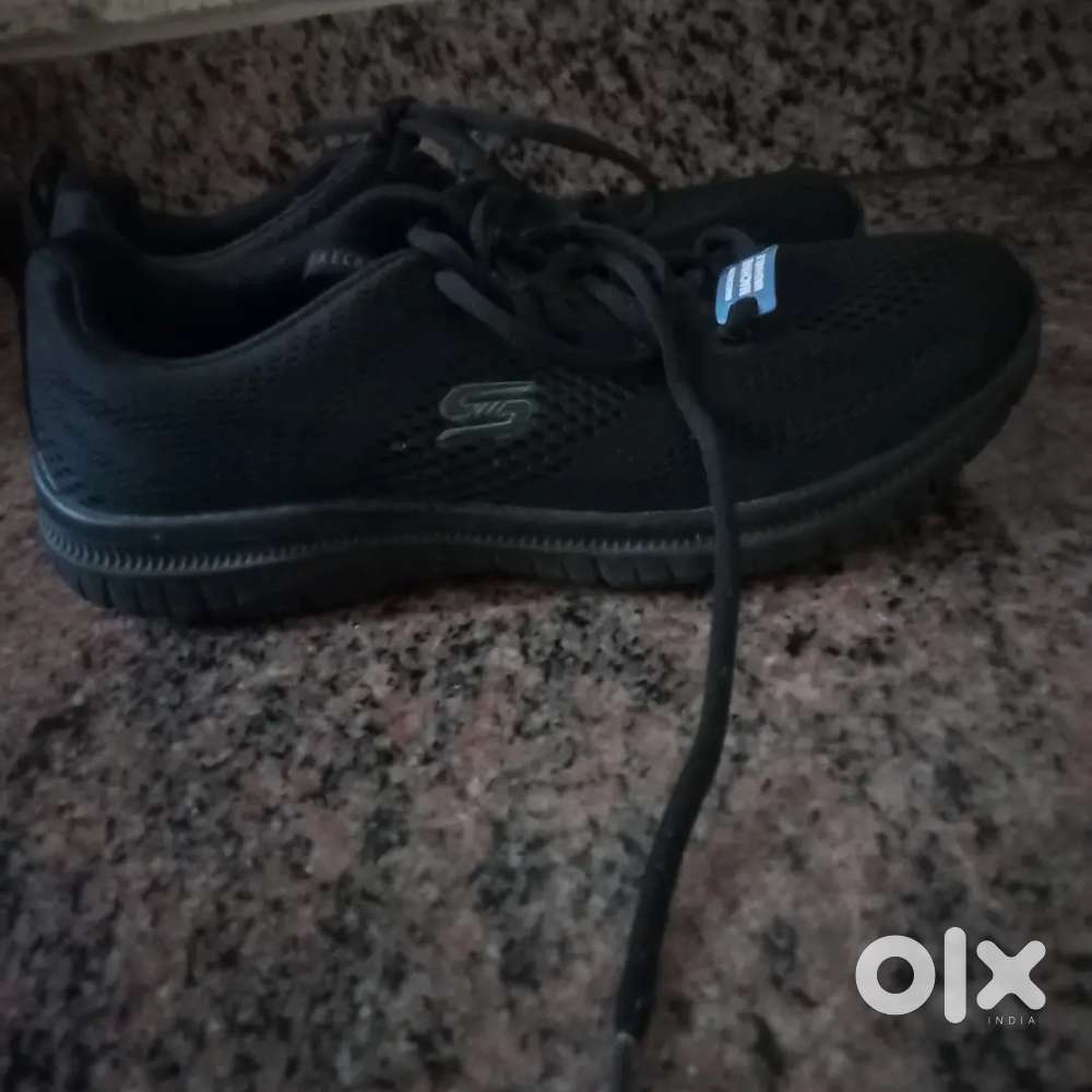 Skechers shoe
