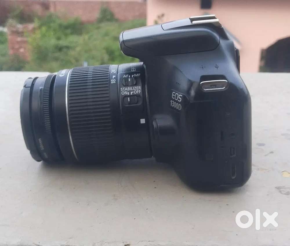 Canon 1300D DSLR