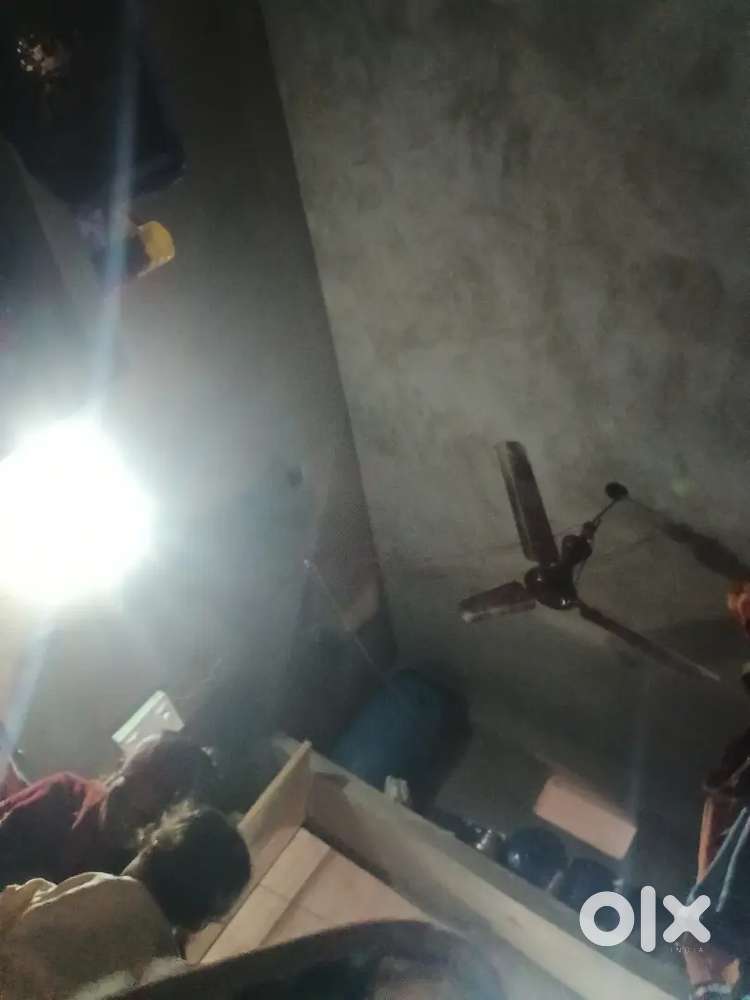 Main ek painter hun call me
