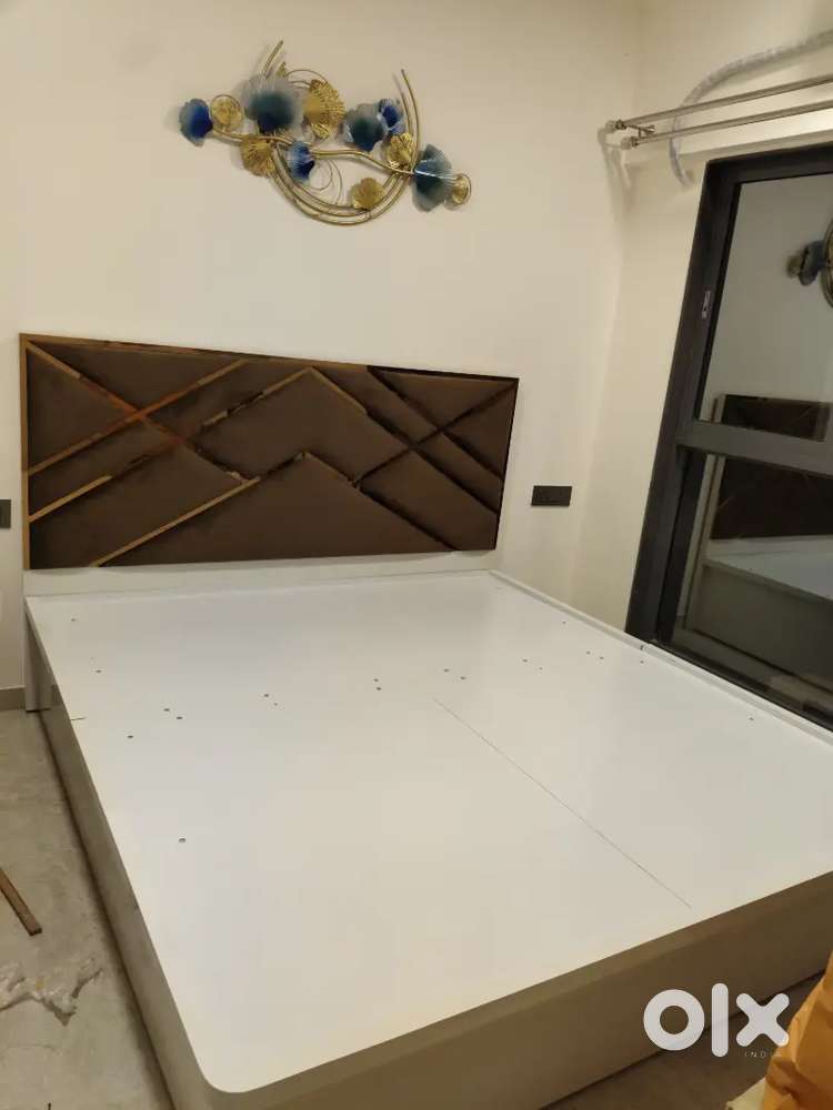 Bed Off White Laminate