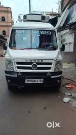 FORCE TRAVELLER AC OR NON AC