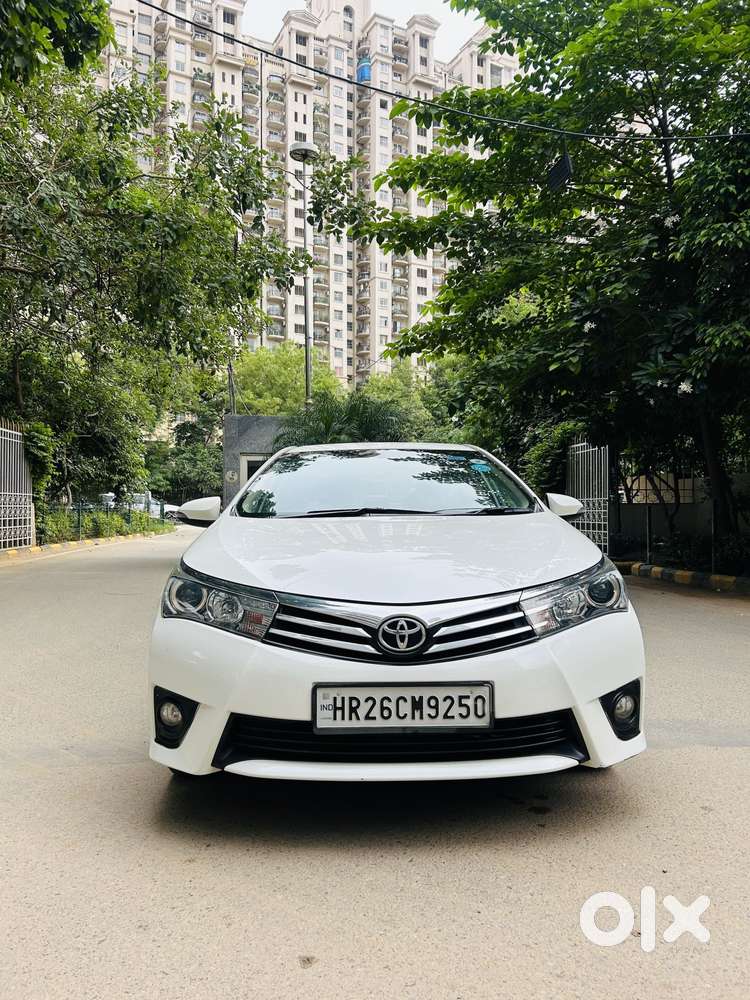 Toyota Corolla Altis 2013-2017 VL AT, 2015, Petrol