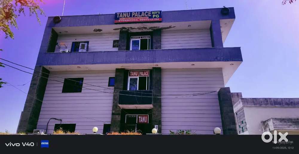 Food include free Wi-Fi RO wate common washing machine