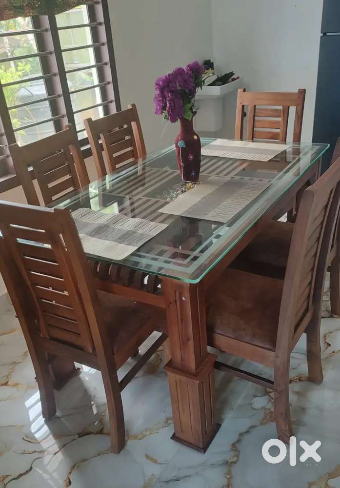 Dinning Table & chair Brand new