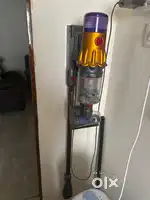Vaccum Cleaner- Dyson V12