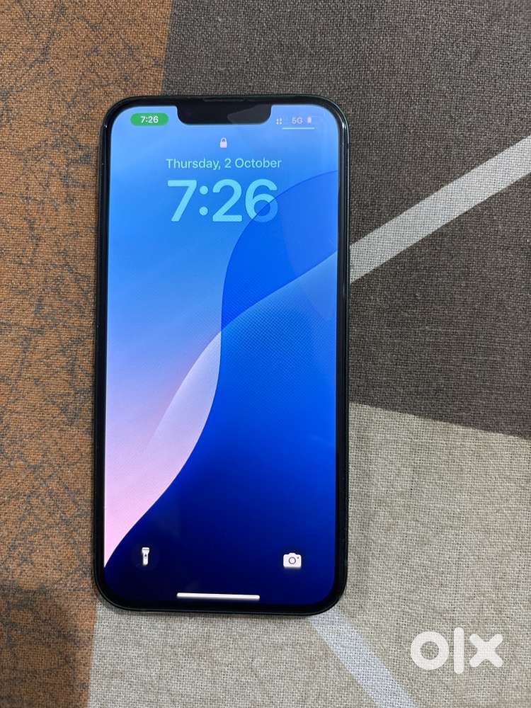 I phone 13 mint condition