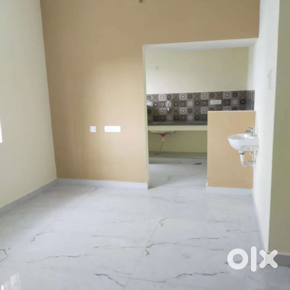 Ready to Move 1 BHK Flat at Poonamallee