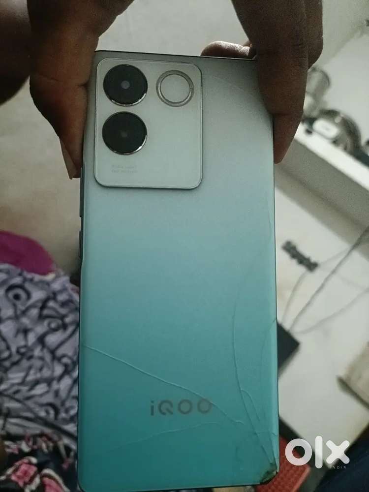 Iq z7 pro 128gb