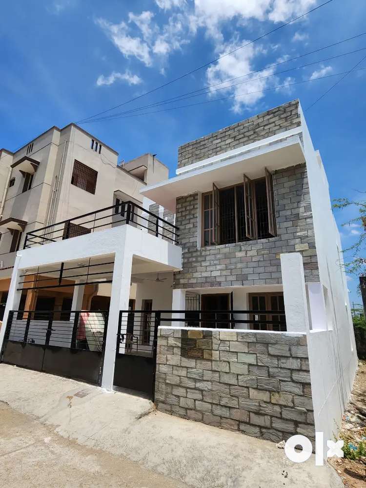 4 BHK Independent House for Sale in Guduvancherry near EB Busstop.