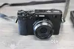 FUJIFILM X100V 26.1MP Compact Camera - Black with 23mm ASPHERICAL Lens