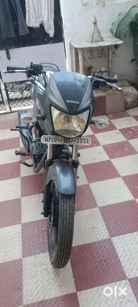 Bechna hai urgent koi khareeddar hai to sampark kare