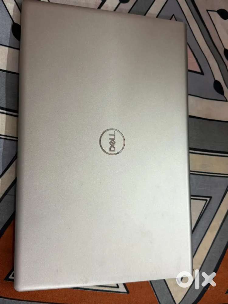 Dell Inspiron 15 3525 8gb ram and 256gb and 1tb hard disk