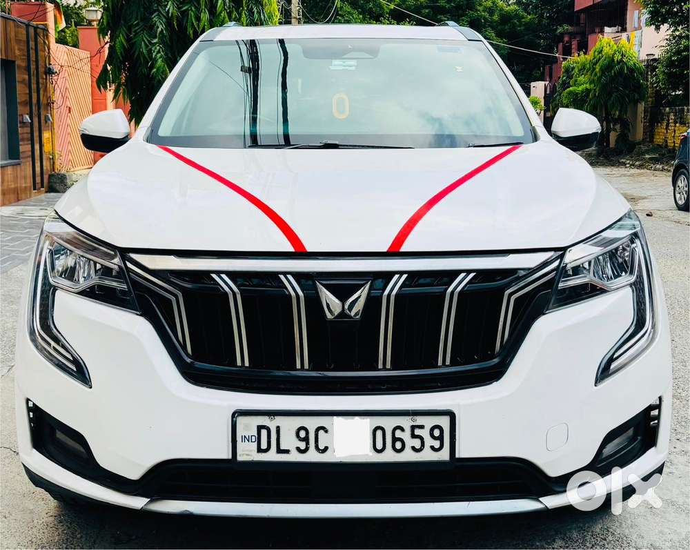 Mahindra XUV700 2.0 AX 7 Petrol MT Str, 2021, Petrol