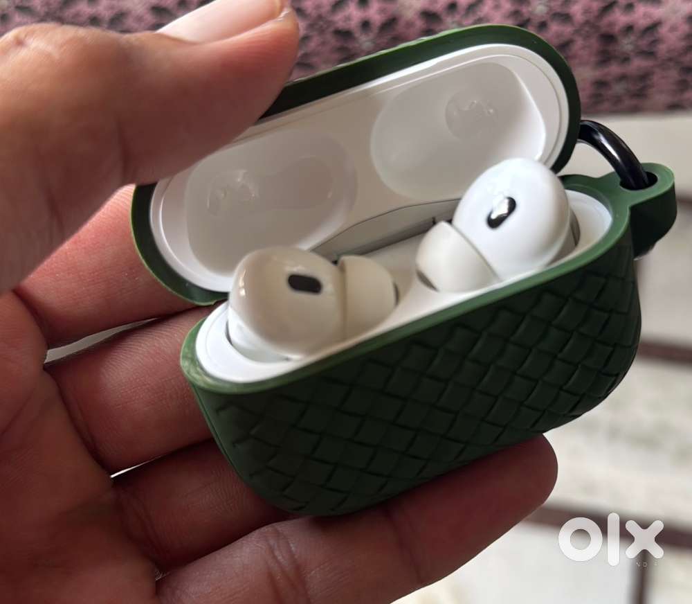 AirPods Pro 2nd Generation – Original & Gently Used