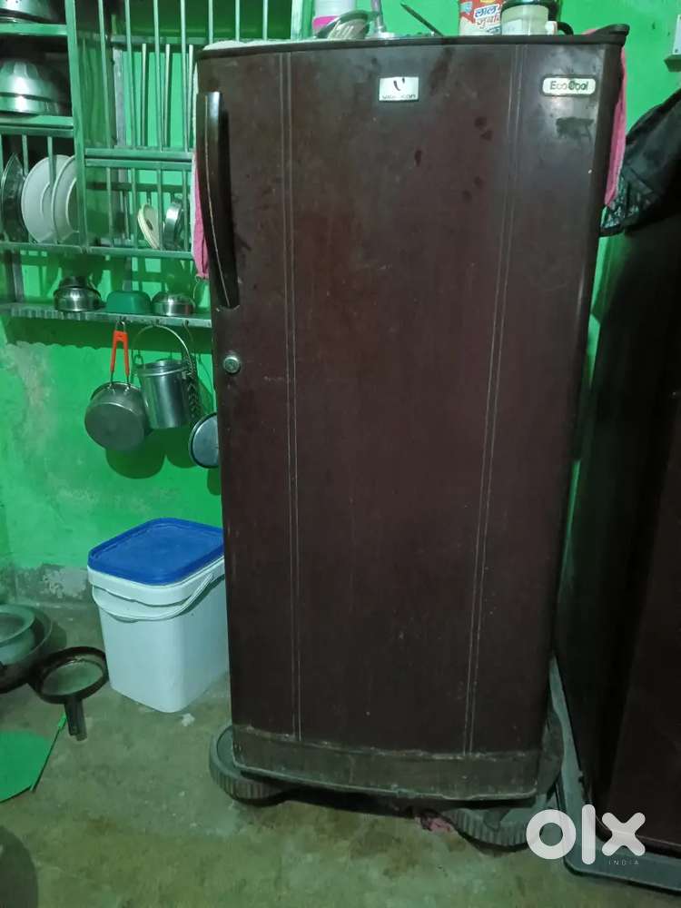 Well condition Fridge