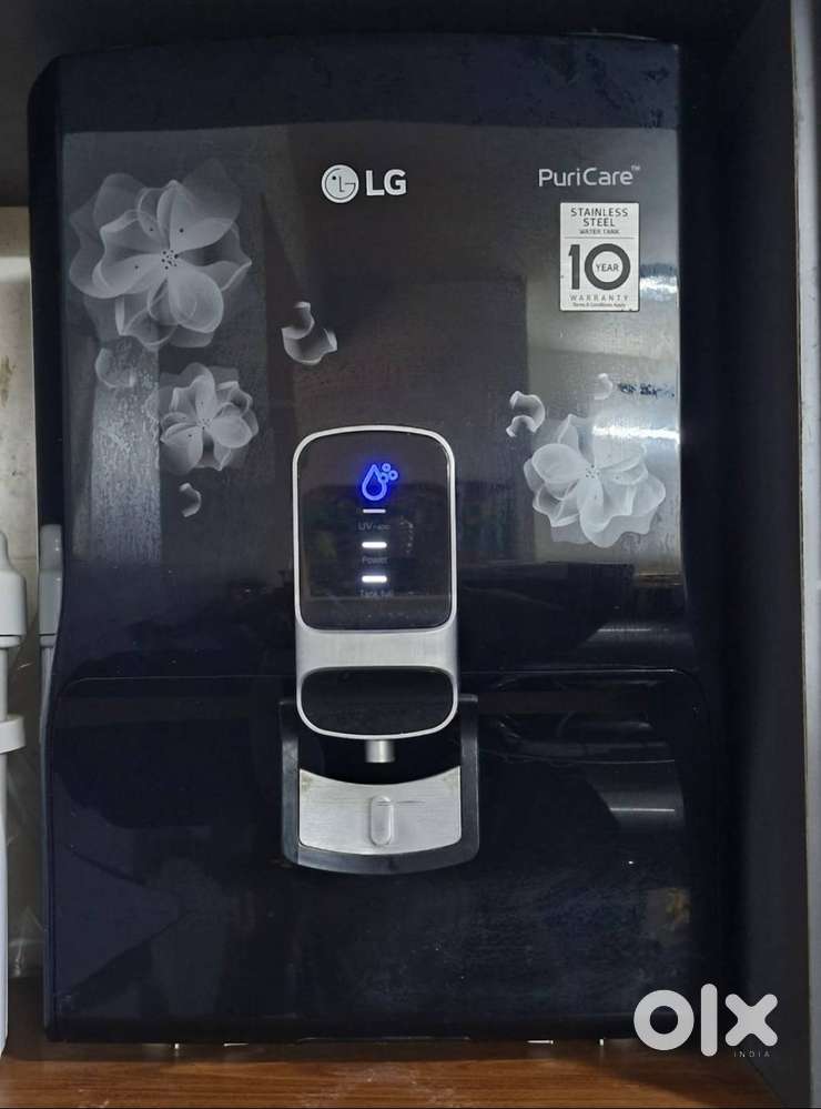 LG 8 Litre RO+UV Water Purifier (WW151NP.CBKQEIL) with Mineral Booster