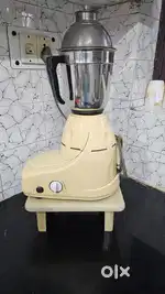 Bajaj Mixer Grinder in working condition.