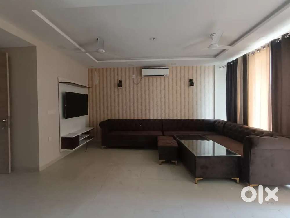 2Bedroom + 1 study - Luxury appartment - Omaxe vrindavan