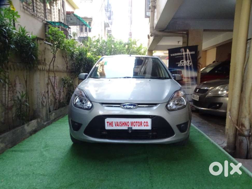 Ford Figo 2010-2012 Petrol ZXI, 2011, Petrol