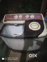 LG SEMI AUTOMATIC WASHING MACHINE