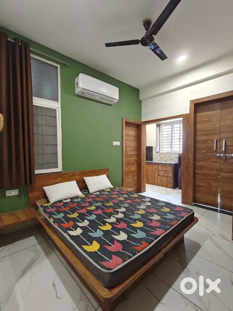 Fully Furnished 1Rk Near Bombay Hospital Square