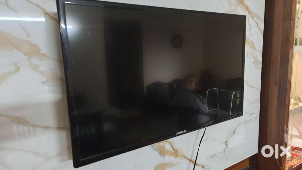 Samsung 32 inch LED TV