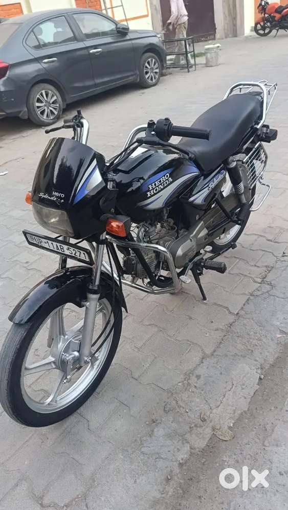 Splendor 2030 tak pas showroom condition very nice bike first owner