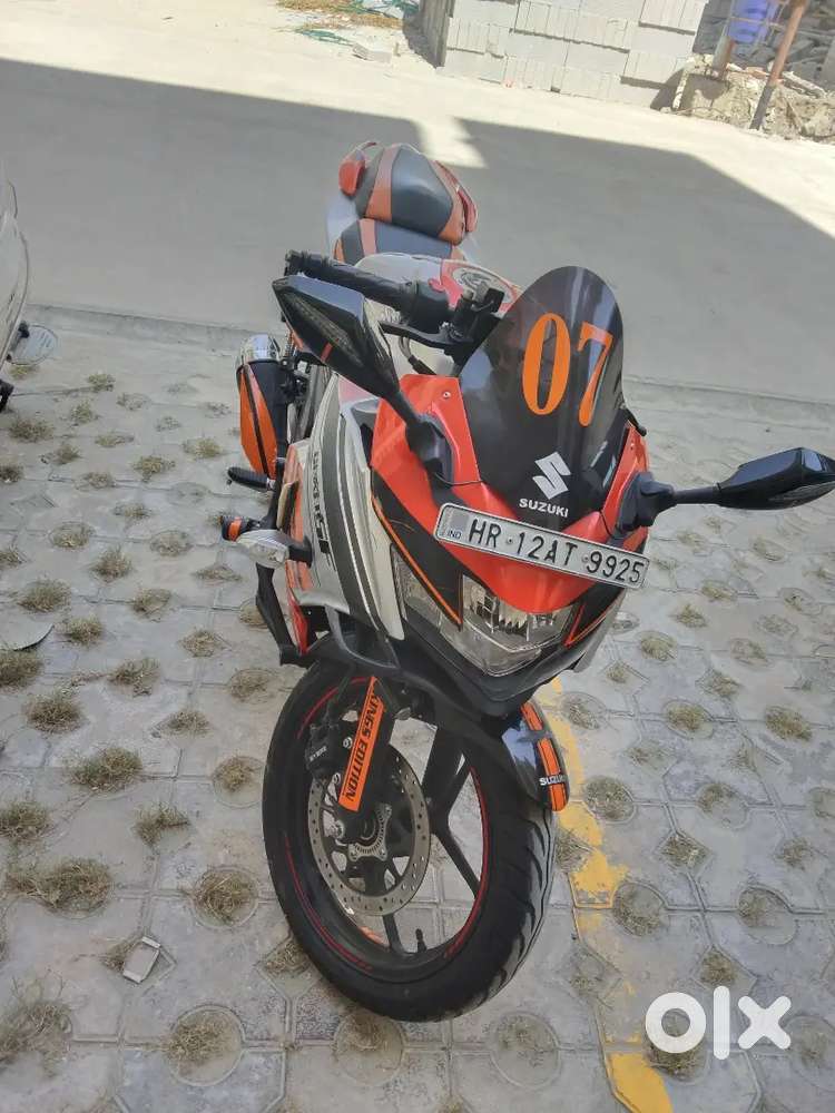 Suzuki Gixxer sf 155