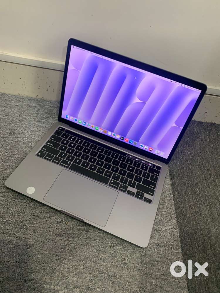 Apple MacBook Pro A2338 M2 Chip 2022 8GB 256GB TouchBar Warranty