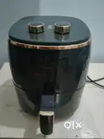 Almost Brand new Air Fryer ready to use
