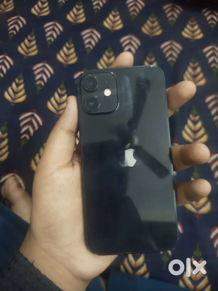 I PHONE 12 MINI black color
