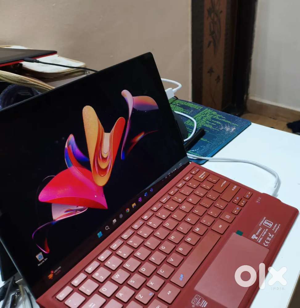 Microsoft surface pro 7 plus