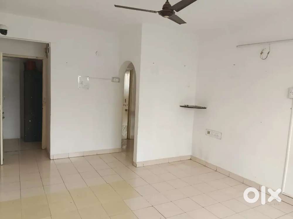 1bhk for sale near Magarpatta chowk Solapur road touch Hadapsar