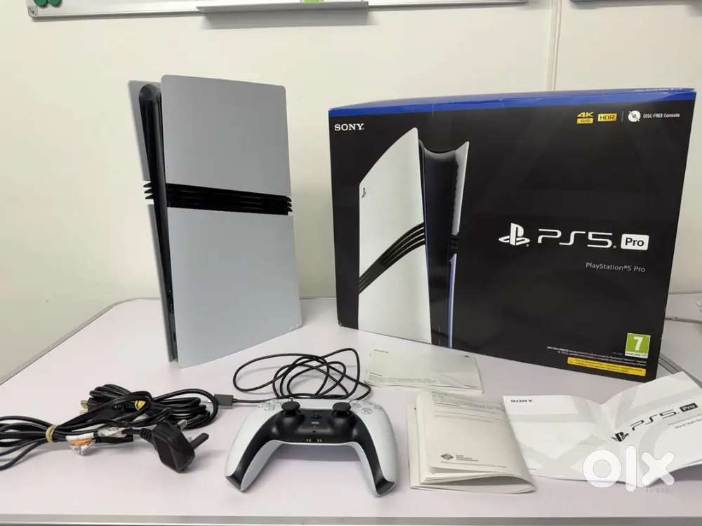 Sony PlayStation 5 Pro Digital Edition Console 2TB PS5 Pro Pre-used