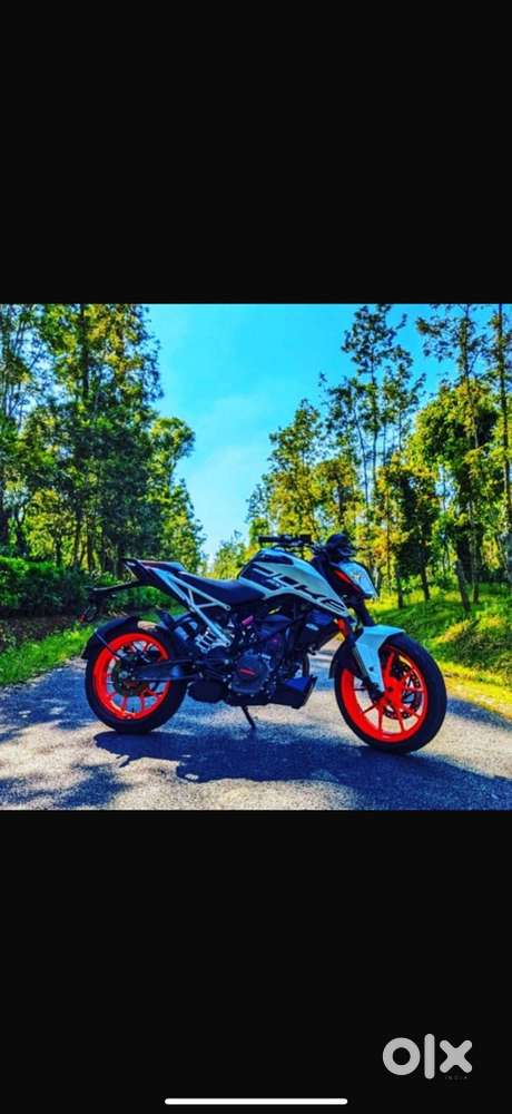 KTM duke 200