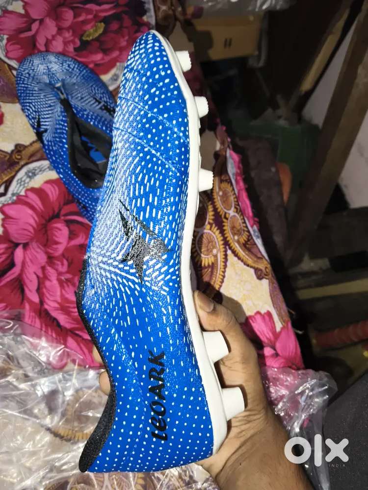 Football shoes