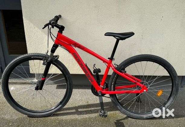 BTWIN Mountain Bike Rocrider ST100 - Aluminium Frame 21 Speed - Red