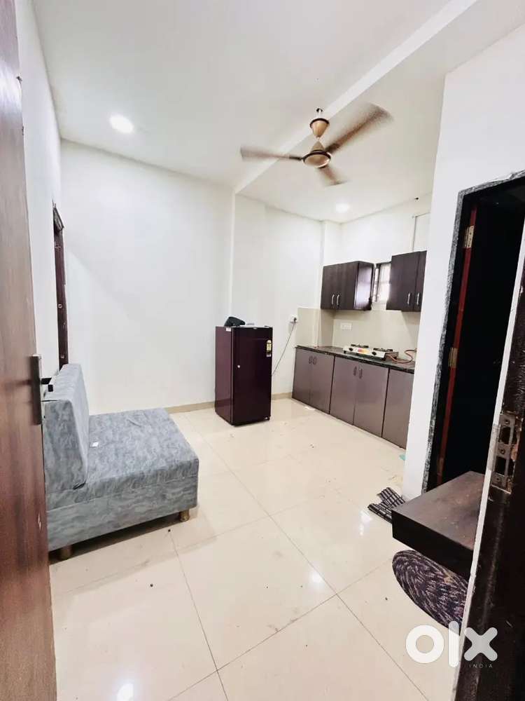 Independent 1bhk fully furnished flat for rent in Tulsi Nagar