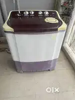 LG 6.8 Kg washing machine 6 years old