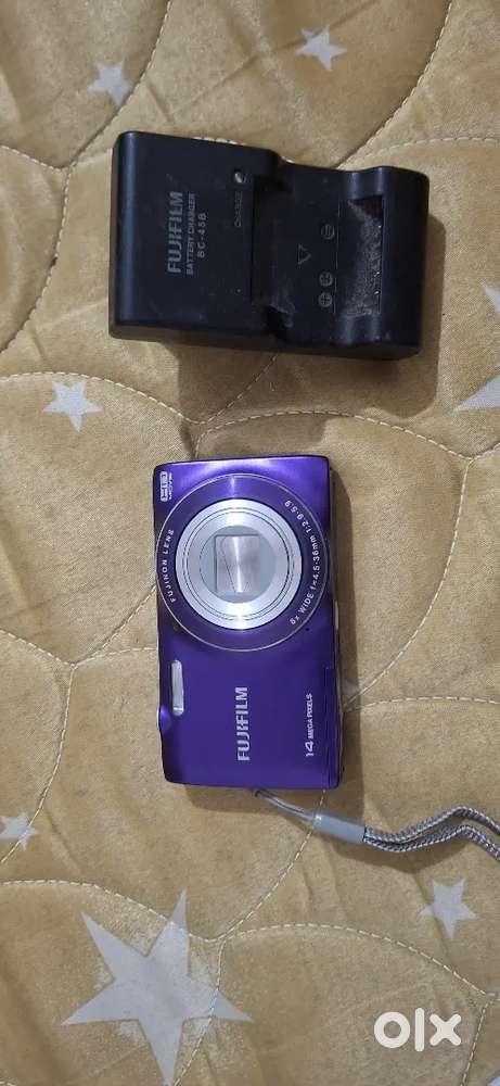 Fujifilm 12 mp camera