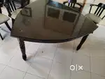 Triangular 6 seater dinning table