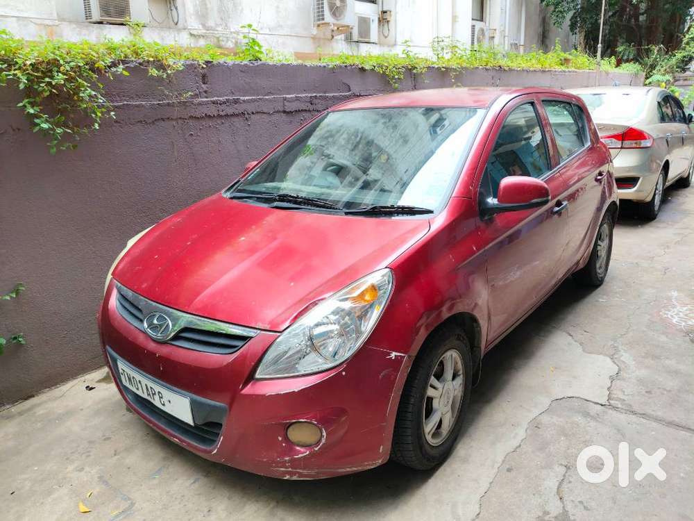 Hyndai i20 petrol automatic 2011