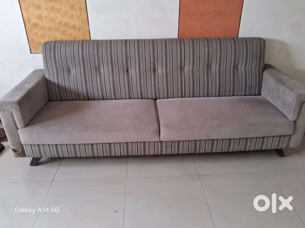 Sofa 6'5 feet