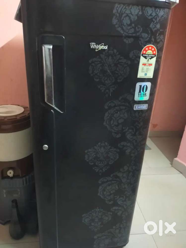 Whirlpool fridge 5 star 195 litre