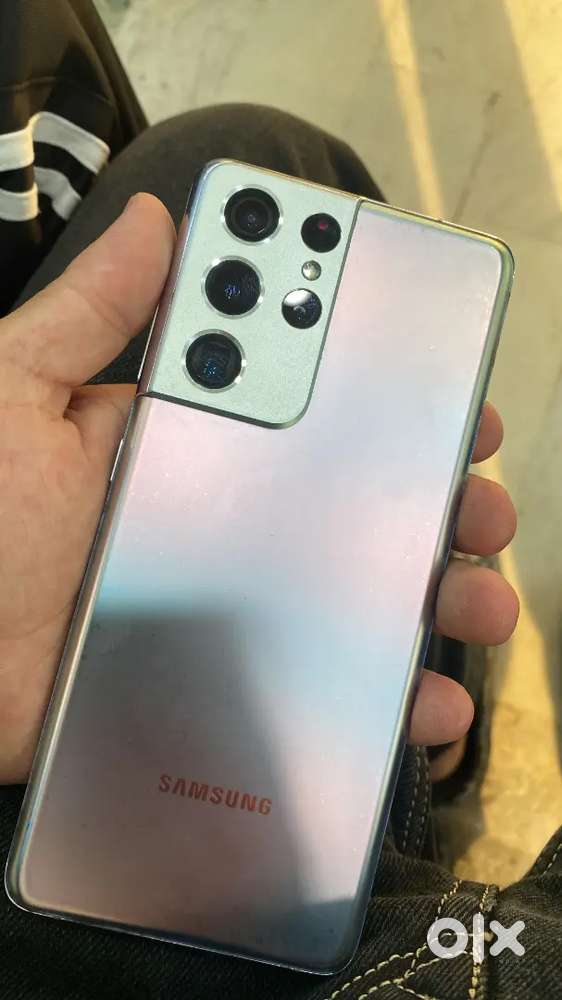 s21 ultra samsung with bill box charger