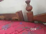 2 bed( കട്ടിൽ ) 2000